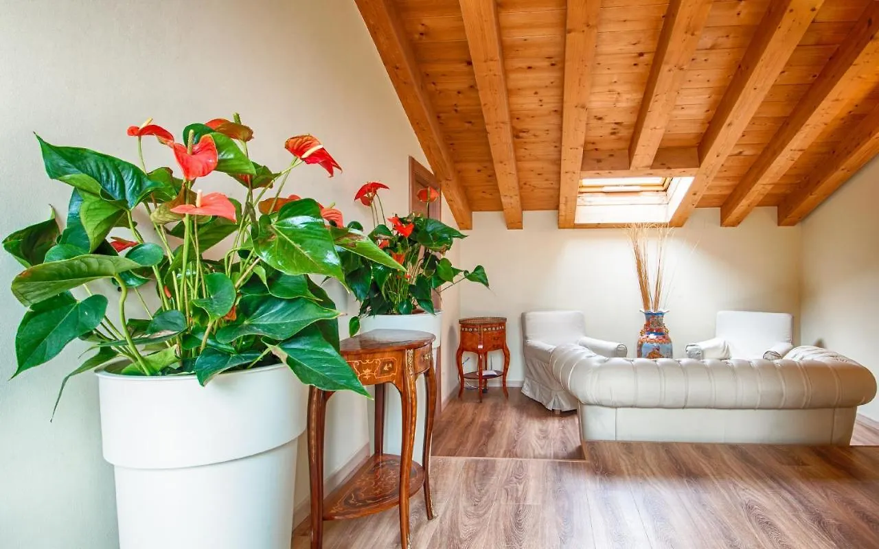 Lady Verona Residence