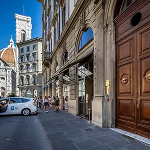 Duomo Palace , Floransa İtalya