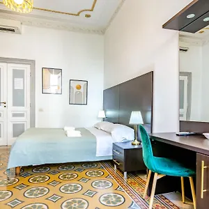 https://el-dorado-colosseum.it-romehotels.com
