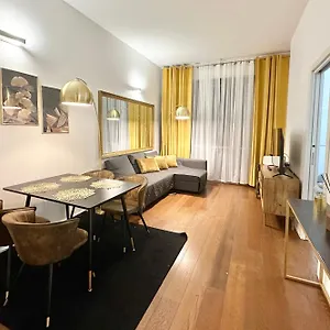 cozy-apartment-milan-20122.it-lombardy.com/
