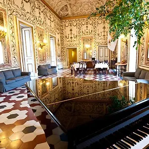 **** Hotell Decumani De Charme Italien