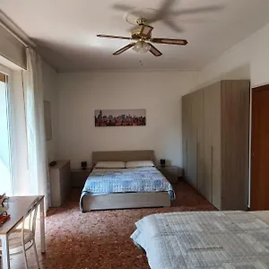 Nocleg ze śniadaniem Lo Scoiattolo, Werona